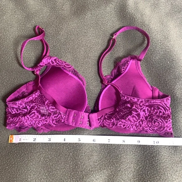 Victoria’s Secret Very Sexy purple lace set. Never worn. Bra is 34A. Panties M. - Picture 3 of 10